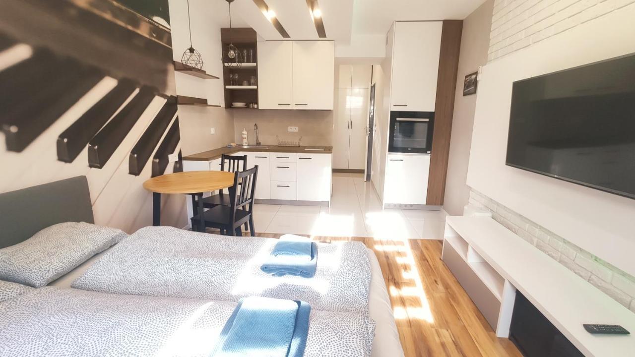 Piano / Wasilewskiego 10 By Homeprime Apartment